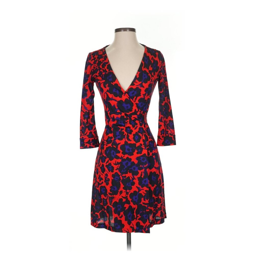 Diane von Furstenberg Cocktail Dress Red Floral Size 6